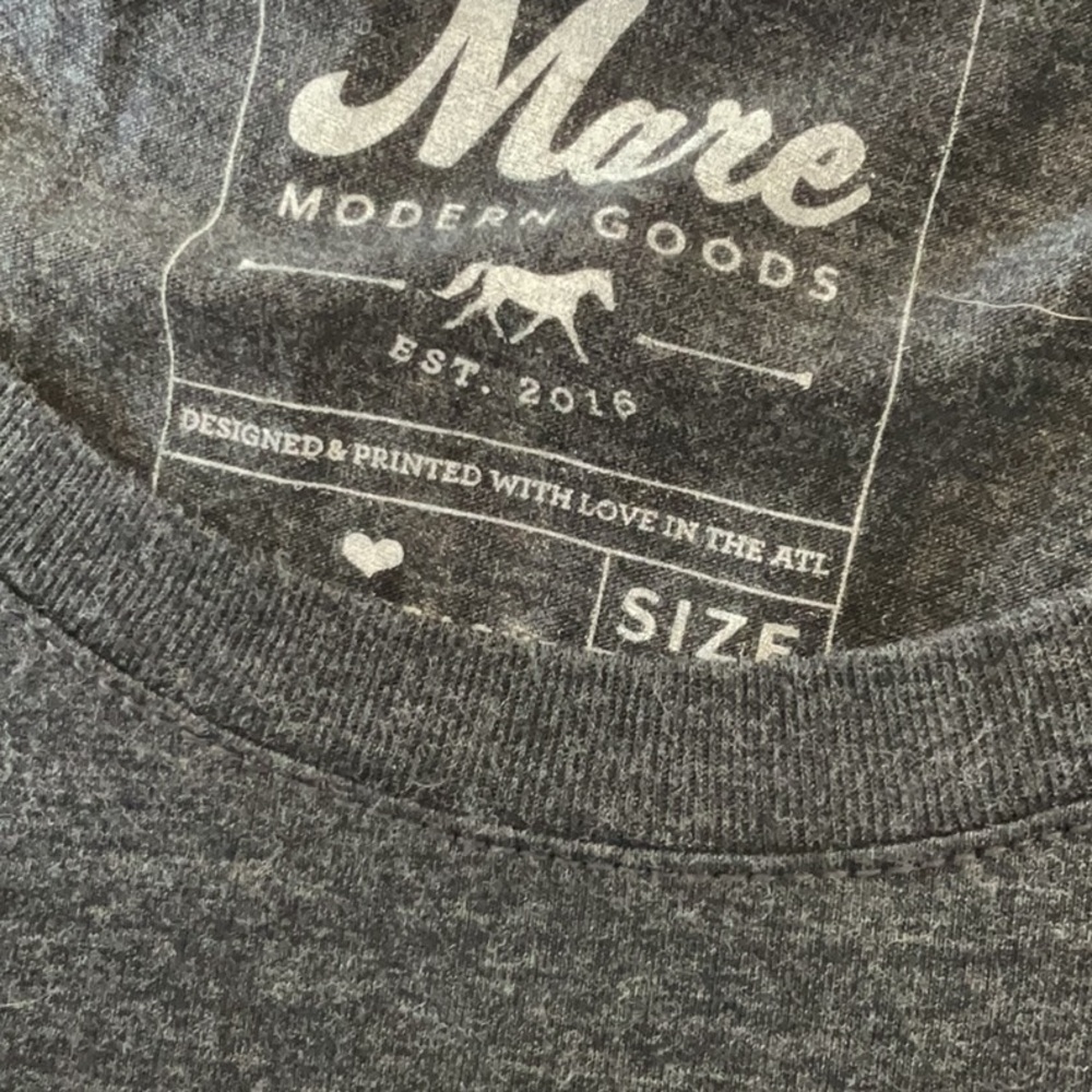 Mare modern  Badass horse tee - Picture 2 of 5